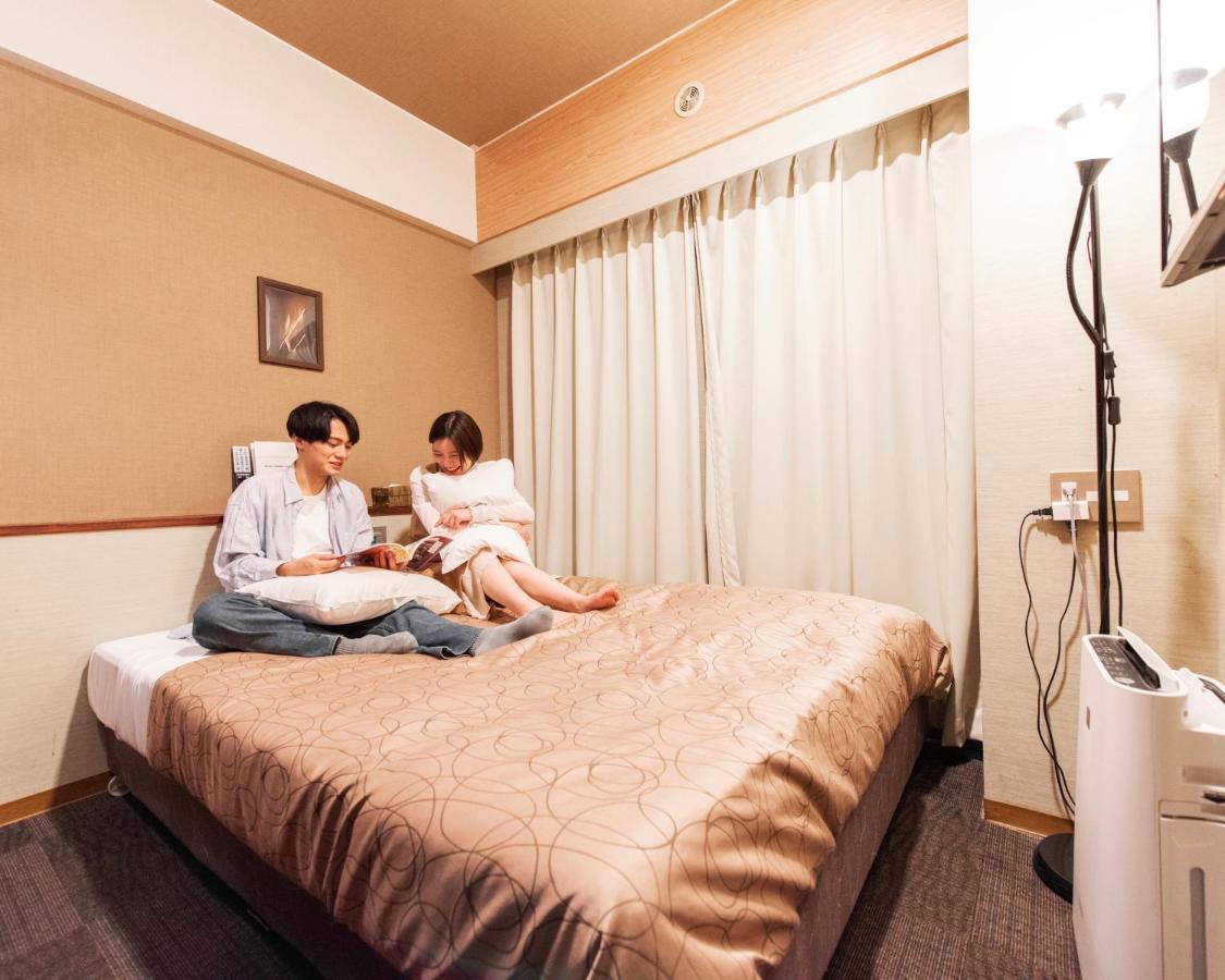 HOTEL RELIEF Kokura Station Kitakyushu Bagian luar foto